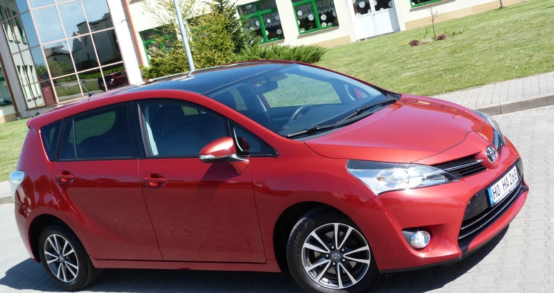 Toyota Verso cena 52999 przebieg: 174032, rok produkcji 2015 z Toszek małe 704